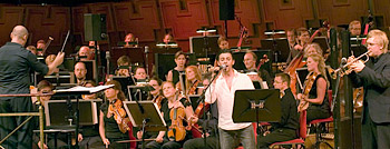 Menad Bouchami med Kungliga Filharmonikerna - dirigent Hans Ek och Klas Jevfors trombon  foto - Christer Folkesson
